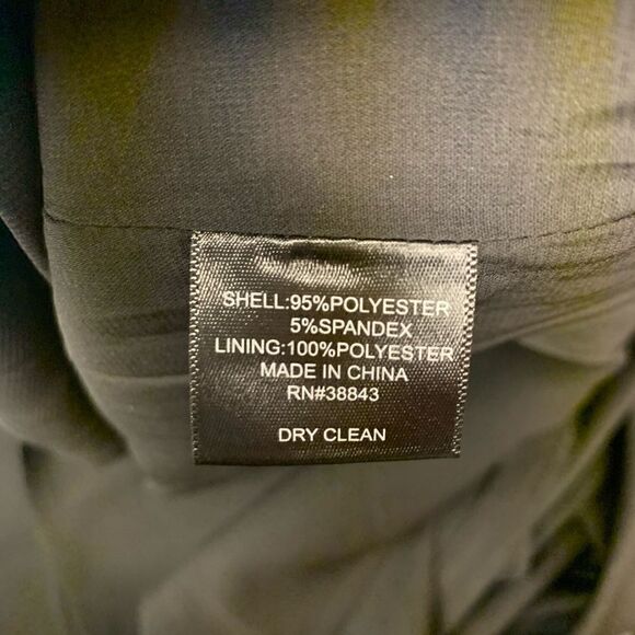 Sam Edelman Keyhole Shift Dress - Picture 7 of 7